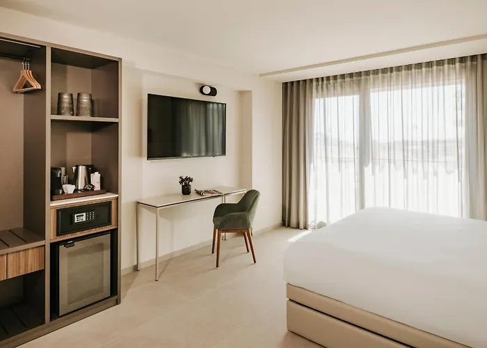 Regional By Neu Collective Szálloda Gżira